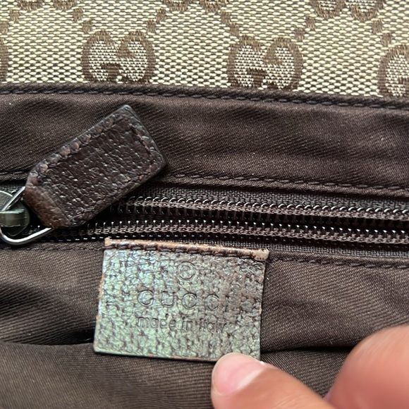 Authentic Gucci monogrammed Bumbag - Picture 7 of 17